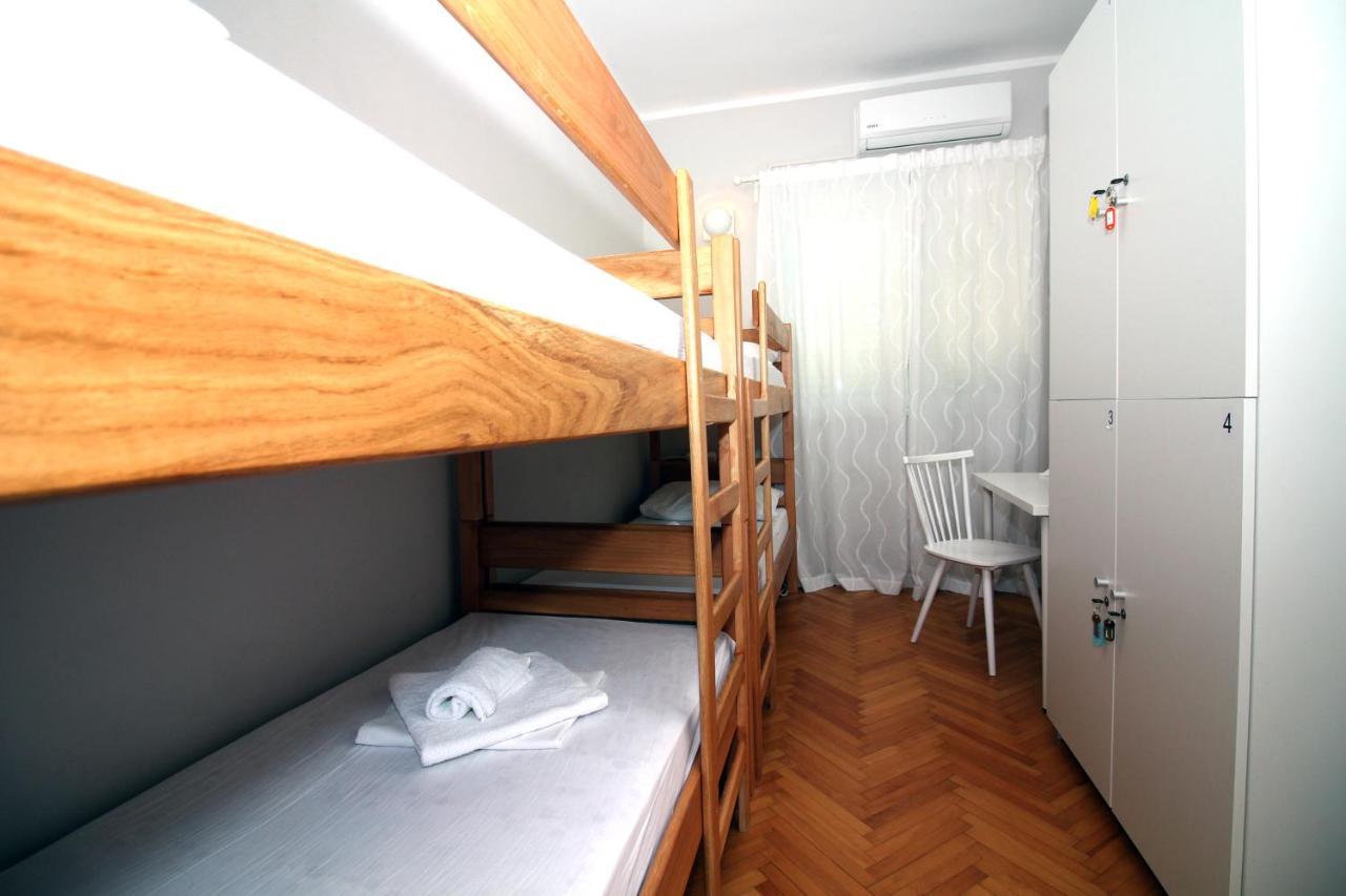 Hostel Marko Tisno Eksteriør bilde